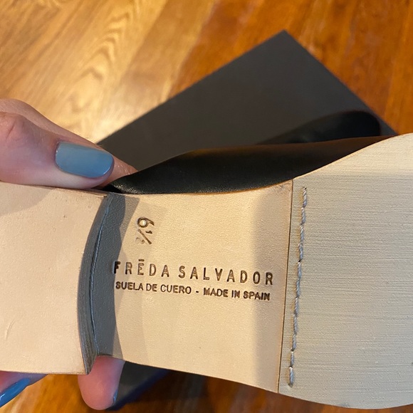 Freda Salvador Black Slip ons - Picture 5 of 6